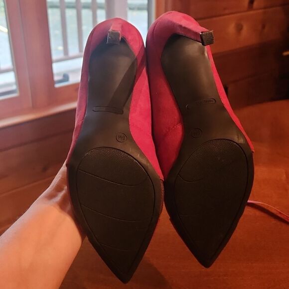 Nine West Faux Suede Cocktail Party Pointed Toe 4" Stiletto Heels 8M, Wine Red - Picture 9 of 9